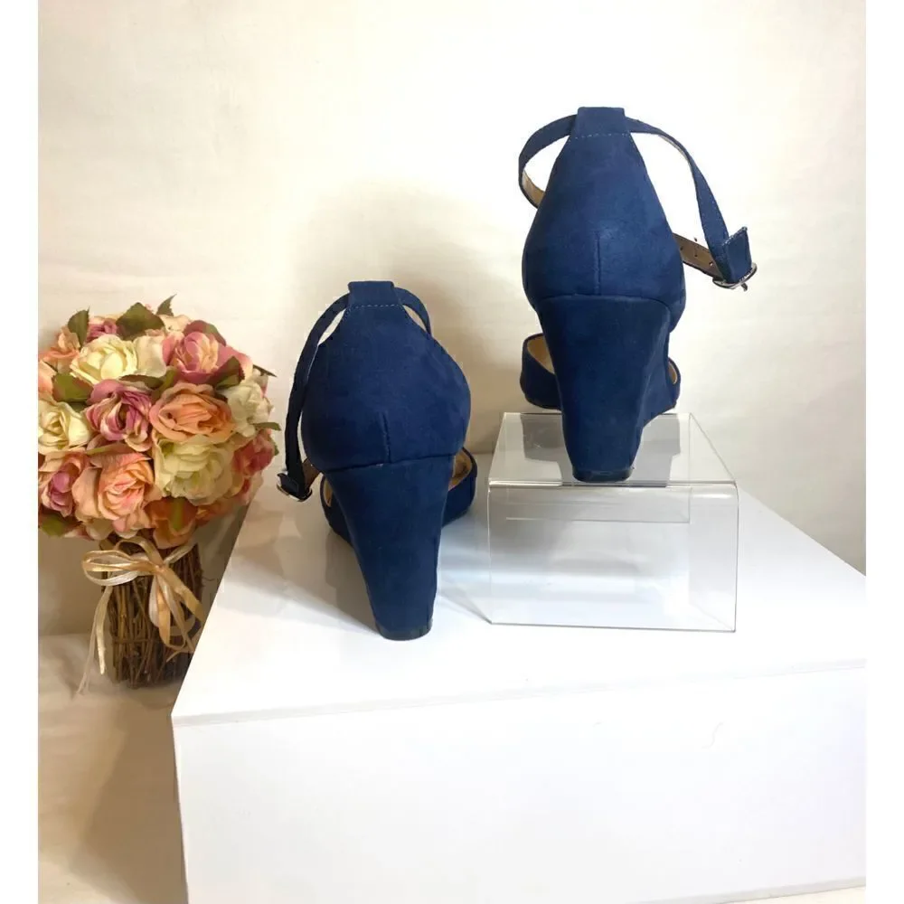 NWOB Attention Wedge Heels